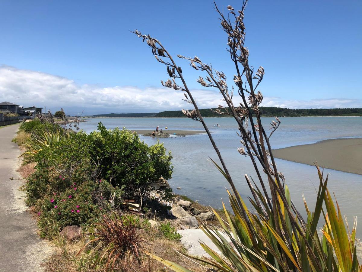 Nikau'S On Palmer Foxton Beach Exterior photo